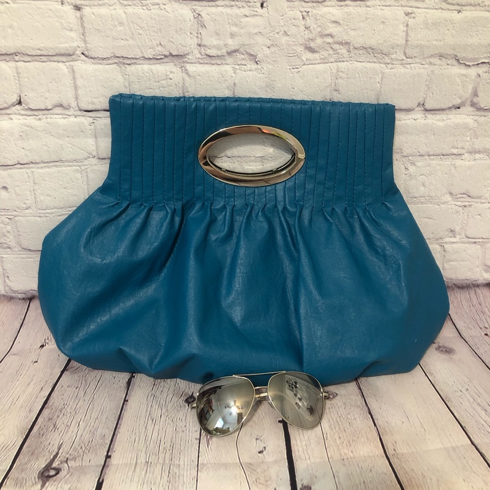 Vintage 80’s clutch